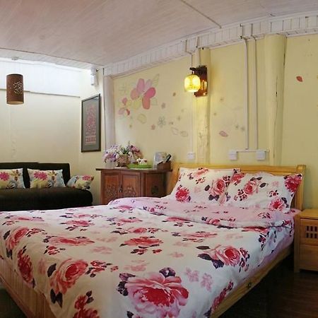 Tree'S Tale Hotel - Lijiang Lijiang (Yunnan) Exterior photo