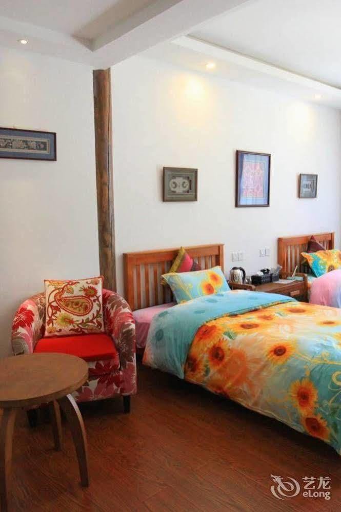 Tree'S Tale Hotel - Lijiang Lijiang (Yunnan) Exterior photo